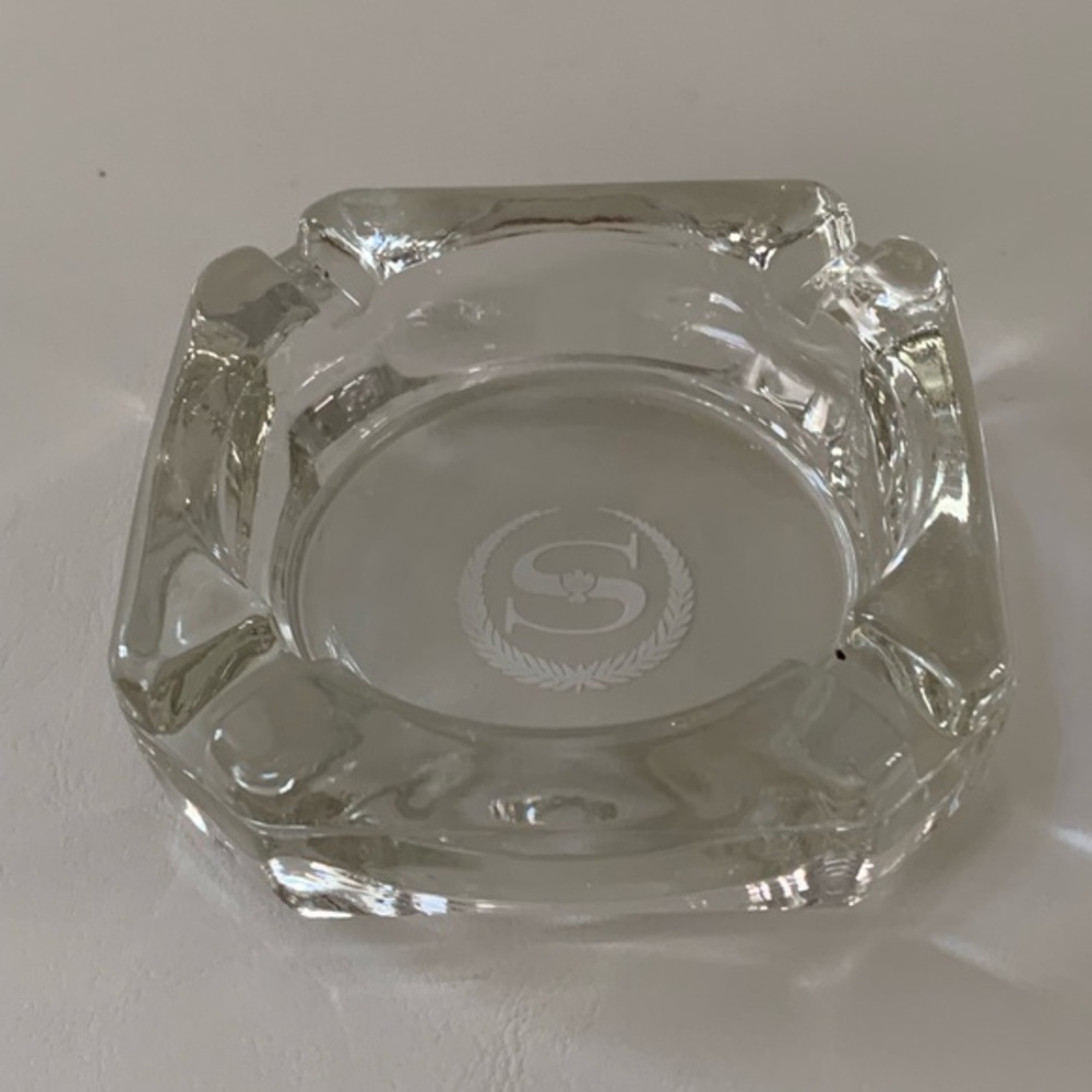 Glass ashtray